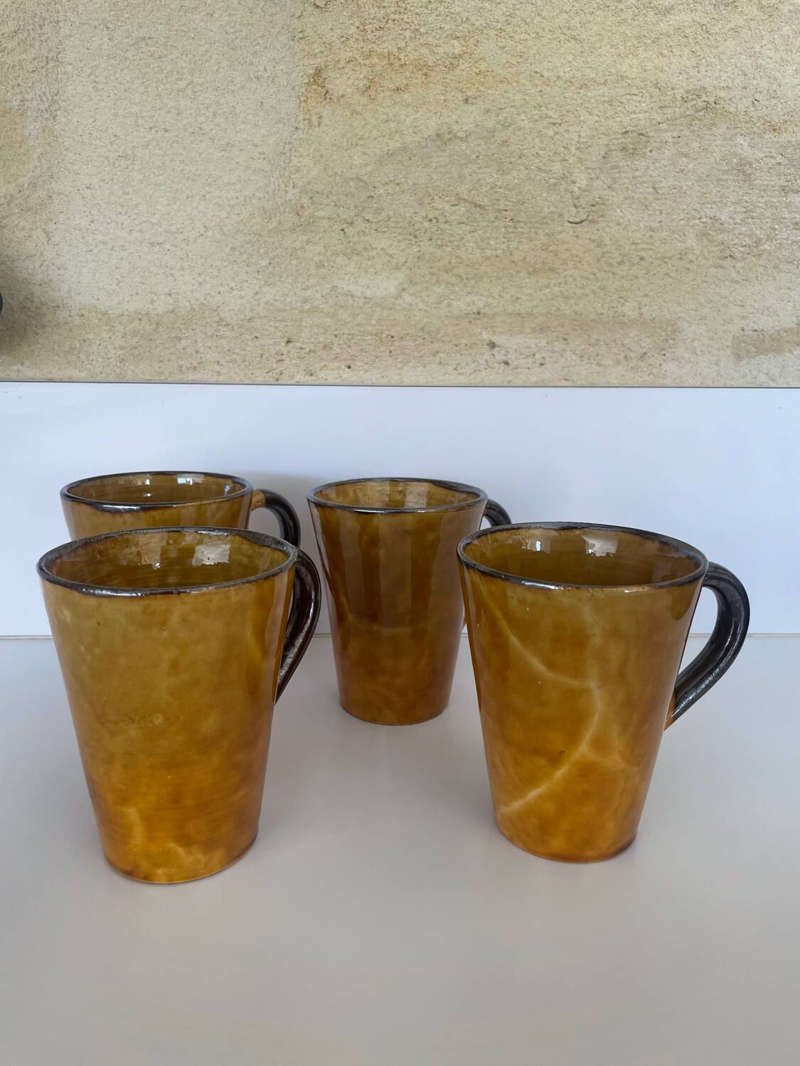 4 tasses à café mugs en céramique émaillée Vallauris a.e gitma