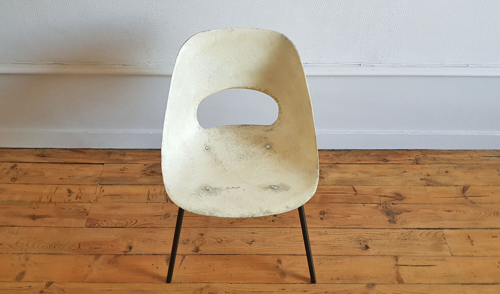 Chaises tulipe de Pierre Guariche par Steiner fibre de verre
