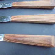 12 table knives vintage handle wood (rosewood) stainless steel blades