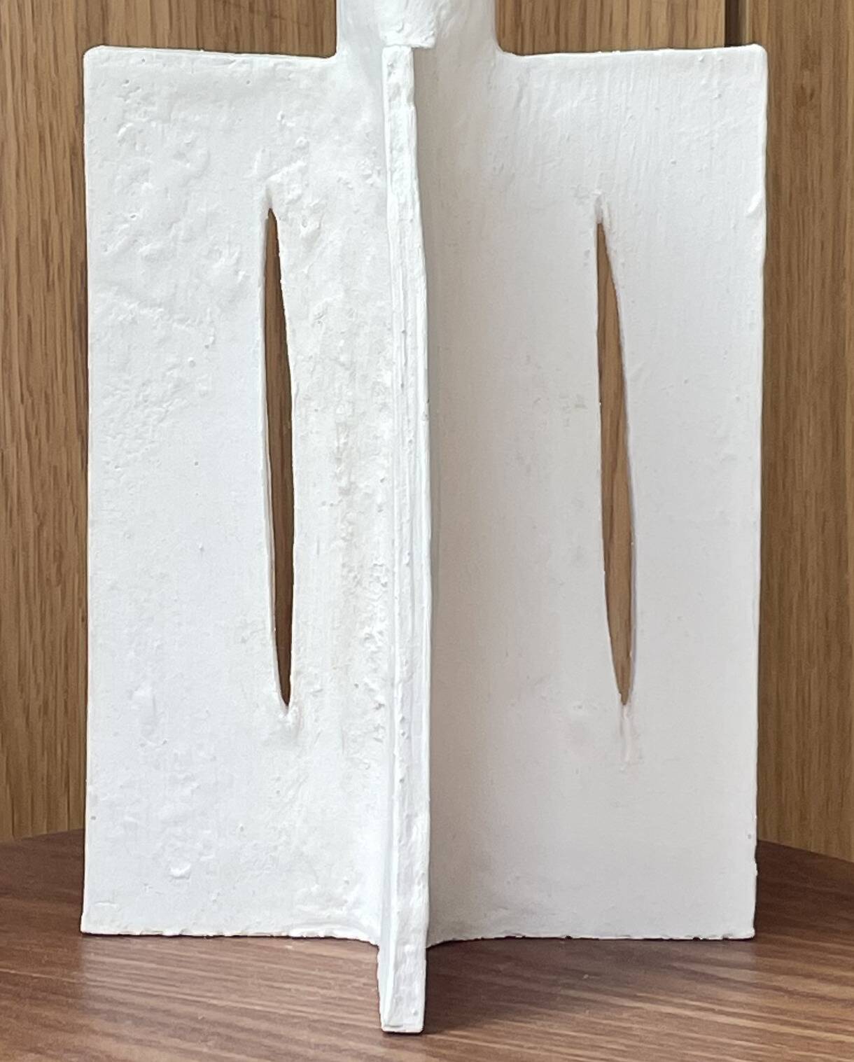 French contemporary ceramic lamp, "L 04" by Renzo Maar