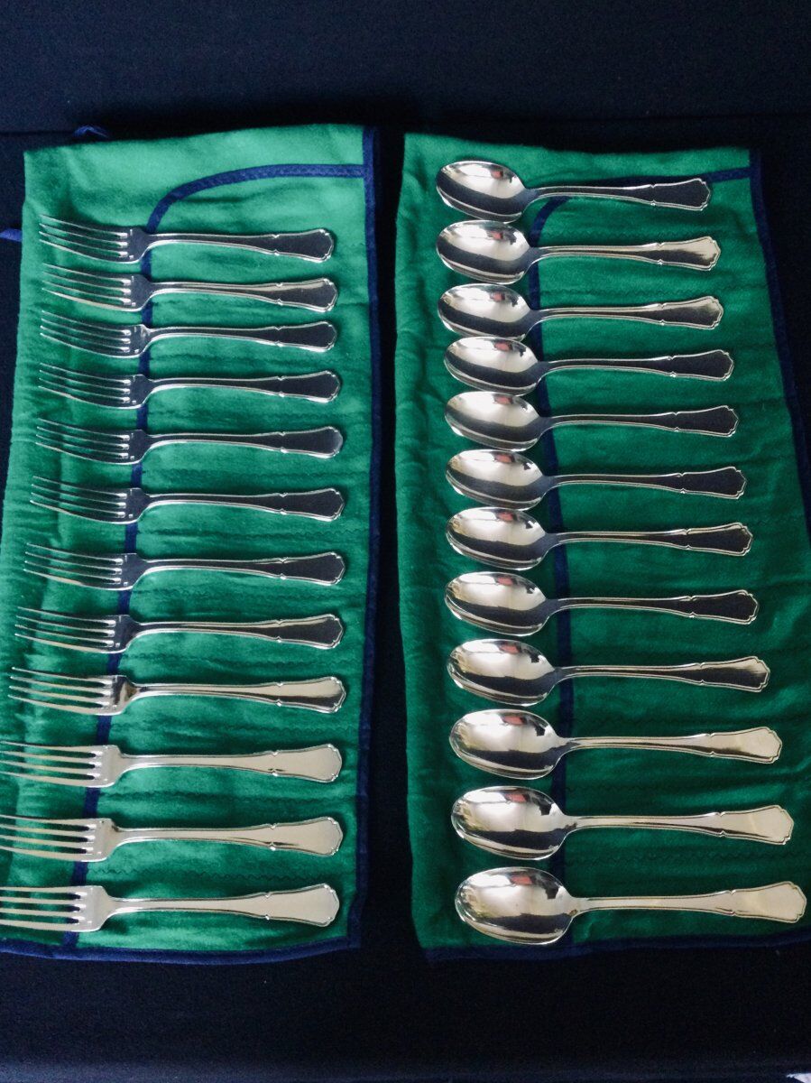 Housewife 84 rooms of the house Apollo model Contours