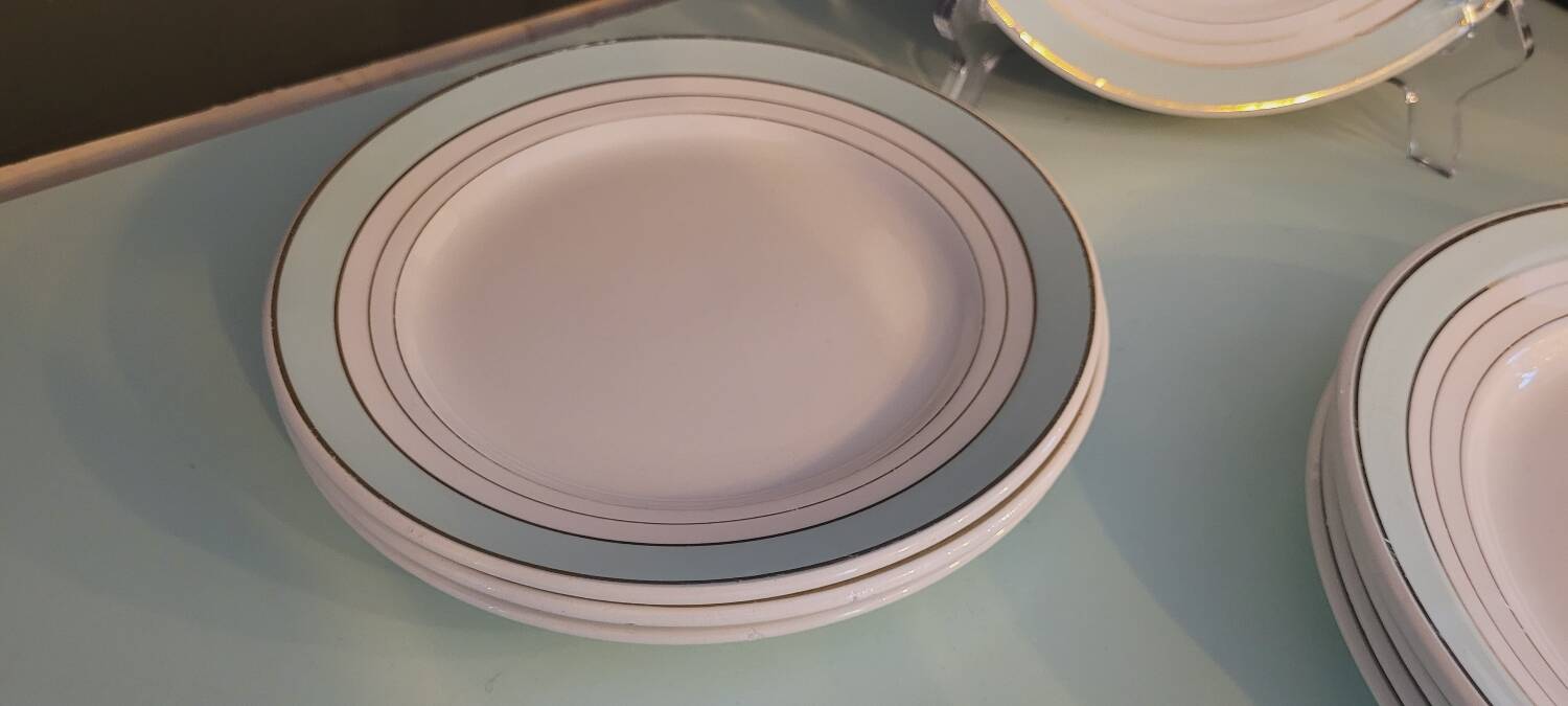 Set d'assiettes plates et dessert 60's