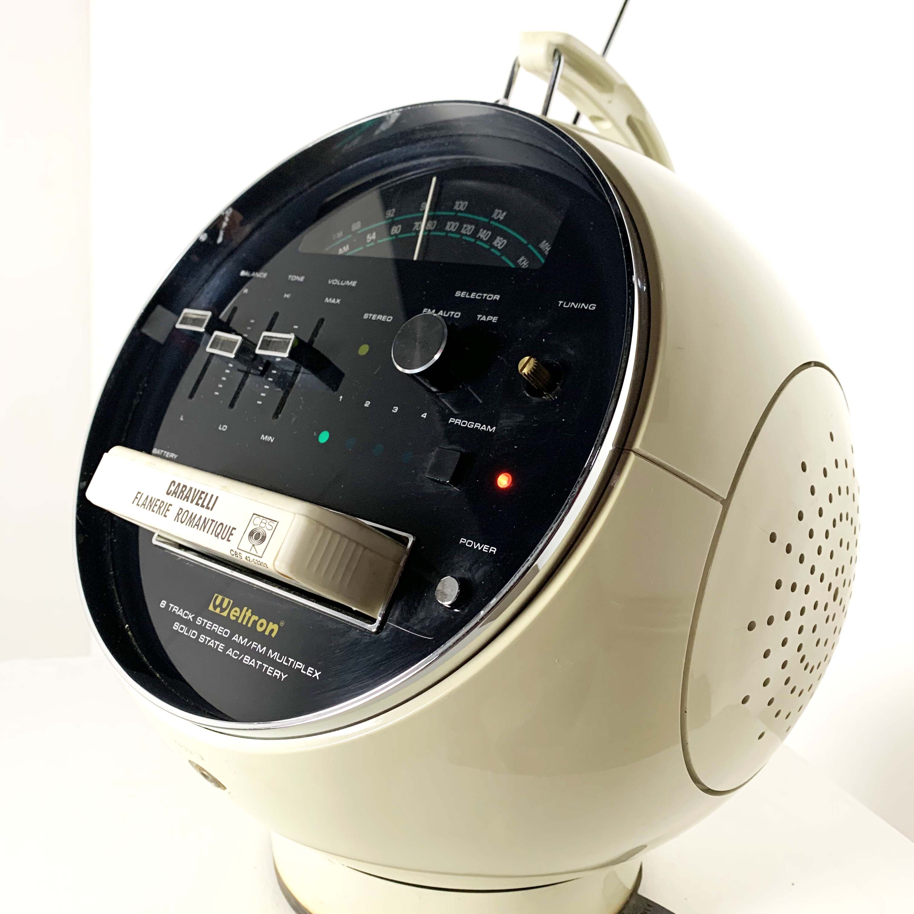 Model 2001 "Space Ball" radio by Weltron, 1970