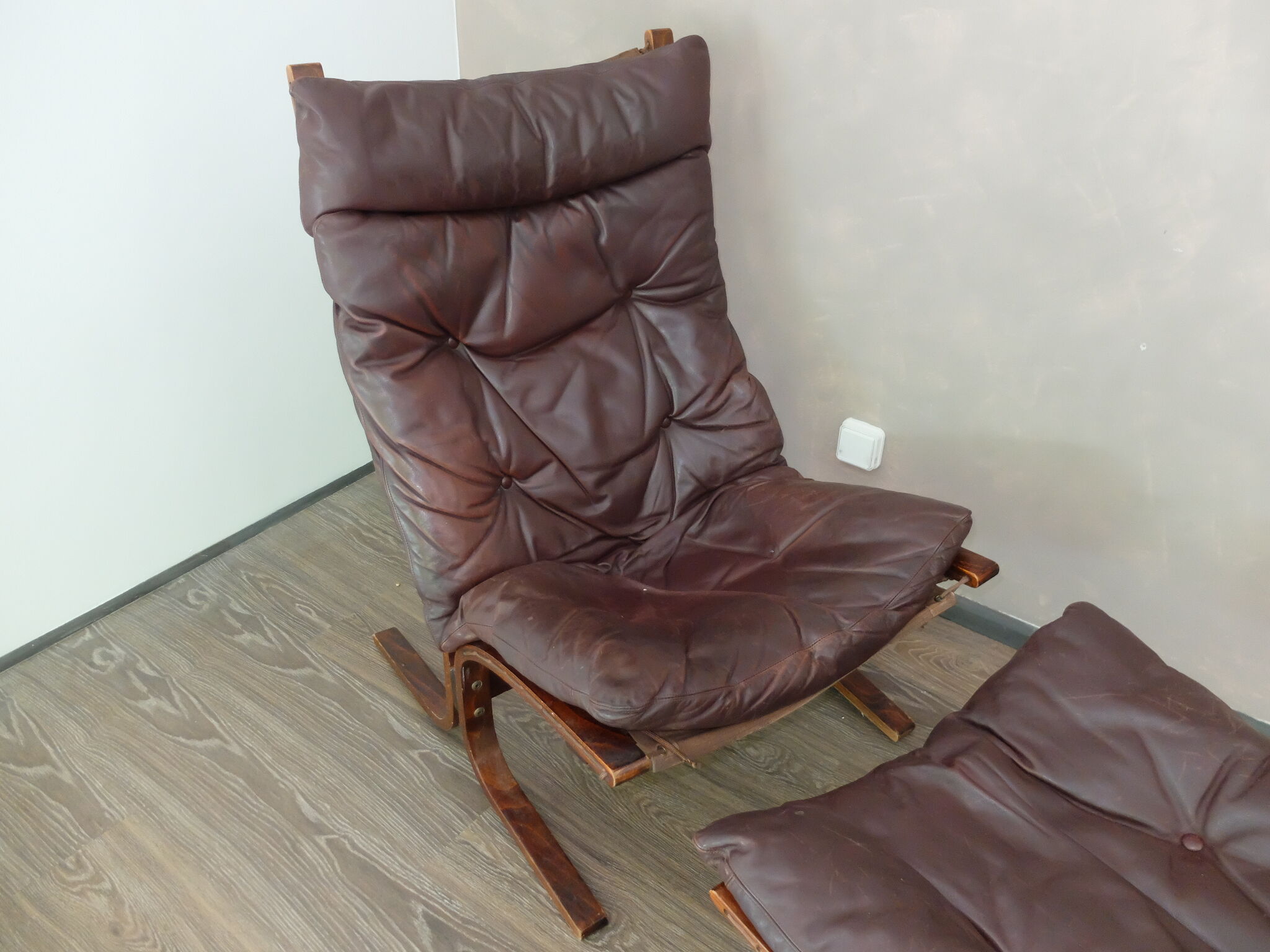 Armchair siesta with its footrest by Ingmar Relling 1960