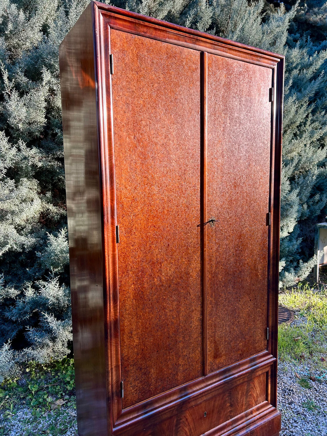 Armoire en noyer