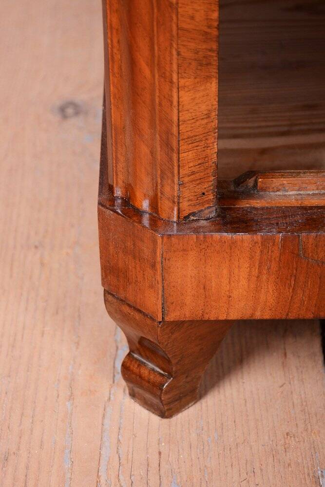 Biedermeier Cabinet in Walnut, Austria, 1830s