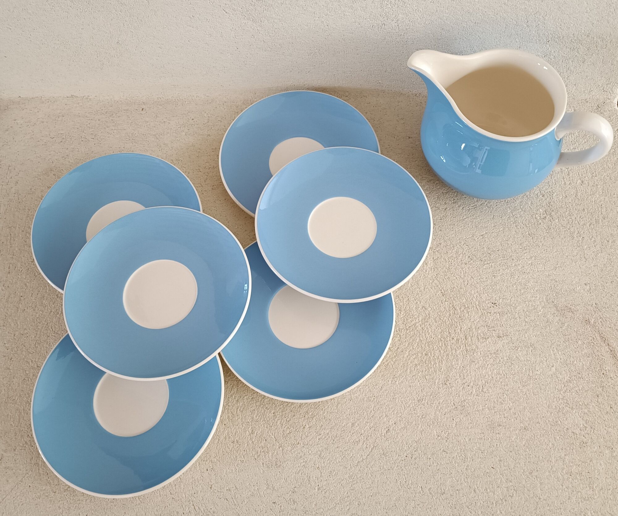 6 saucers and milk jug 1950s Villeroy and Boch Mettlach