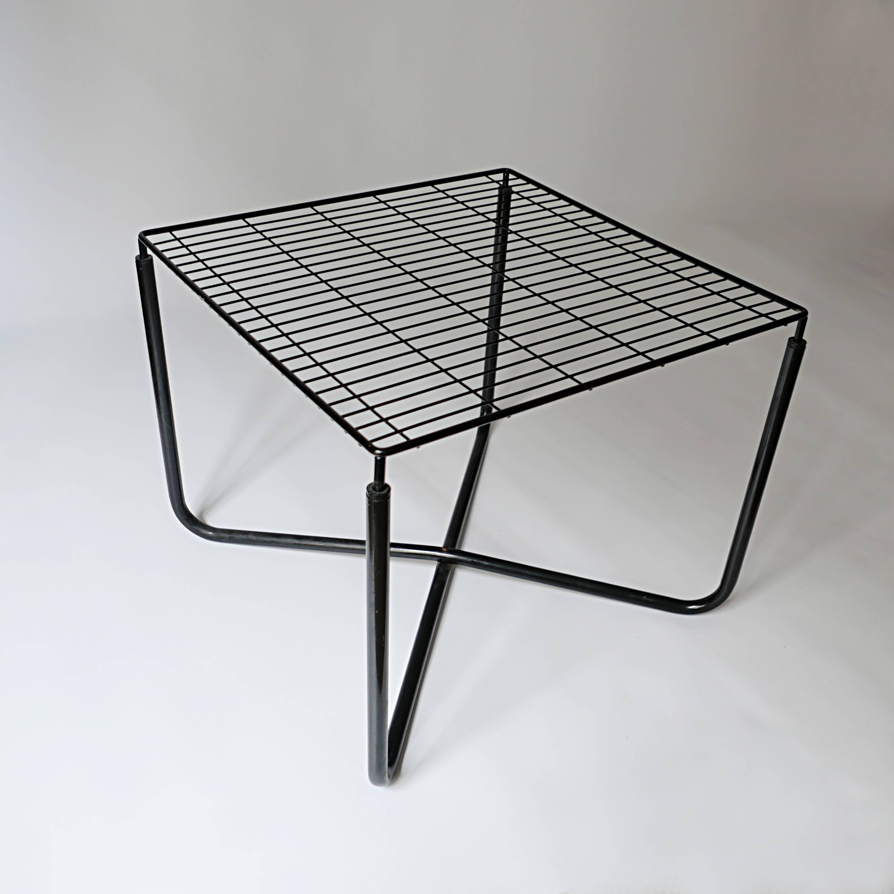 coffee table was designed in 1983 by Niels Gammelgaard Jarpen for IKEA