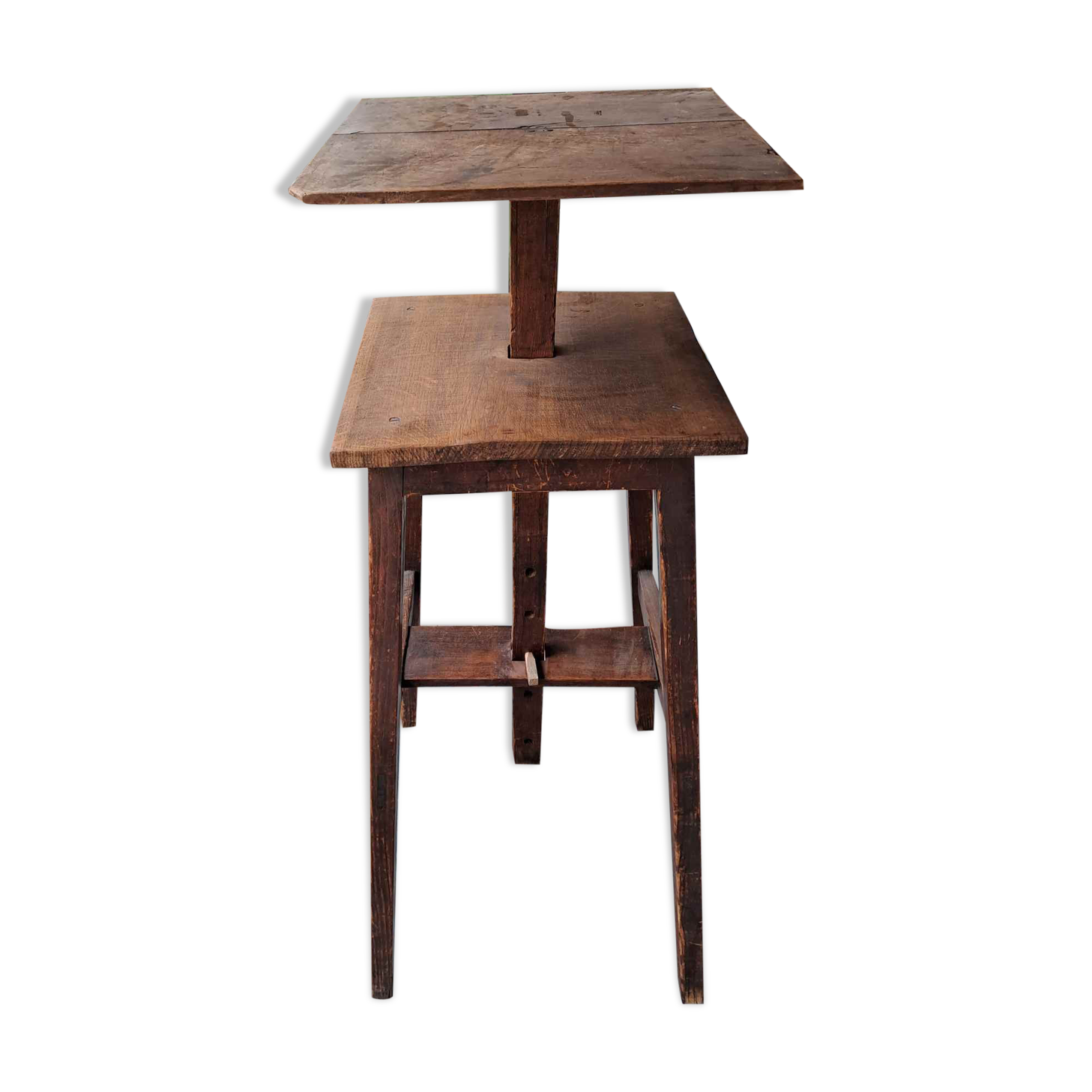 Hot seat artist sculptor painter workshop