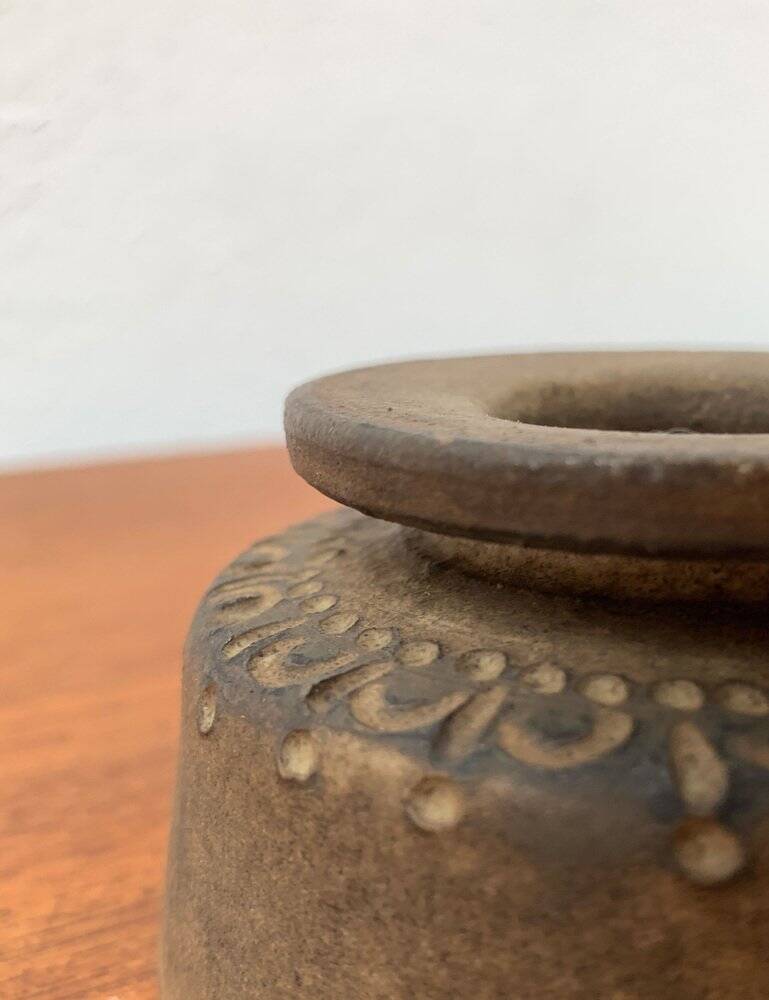 Brutalist mid-century studio pottery vase by Johannes Lessmann for Keramische Werkstatt Margaretenhöhe, Essen.