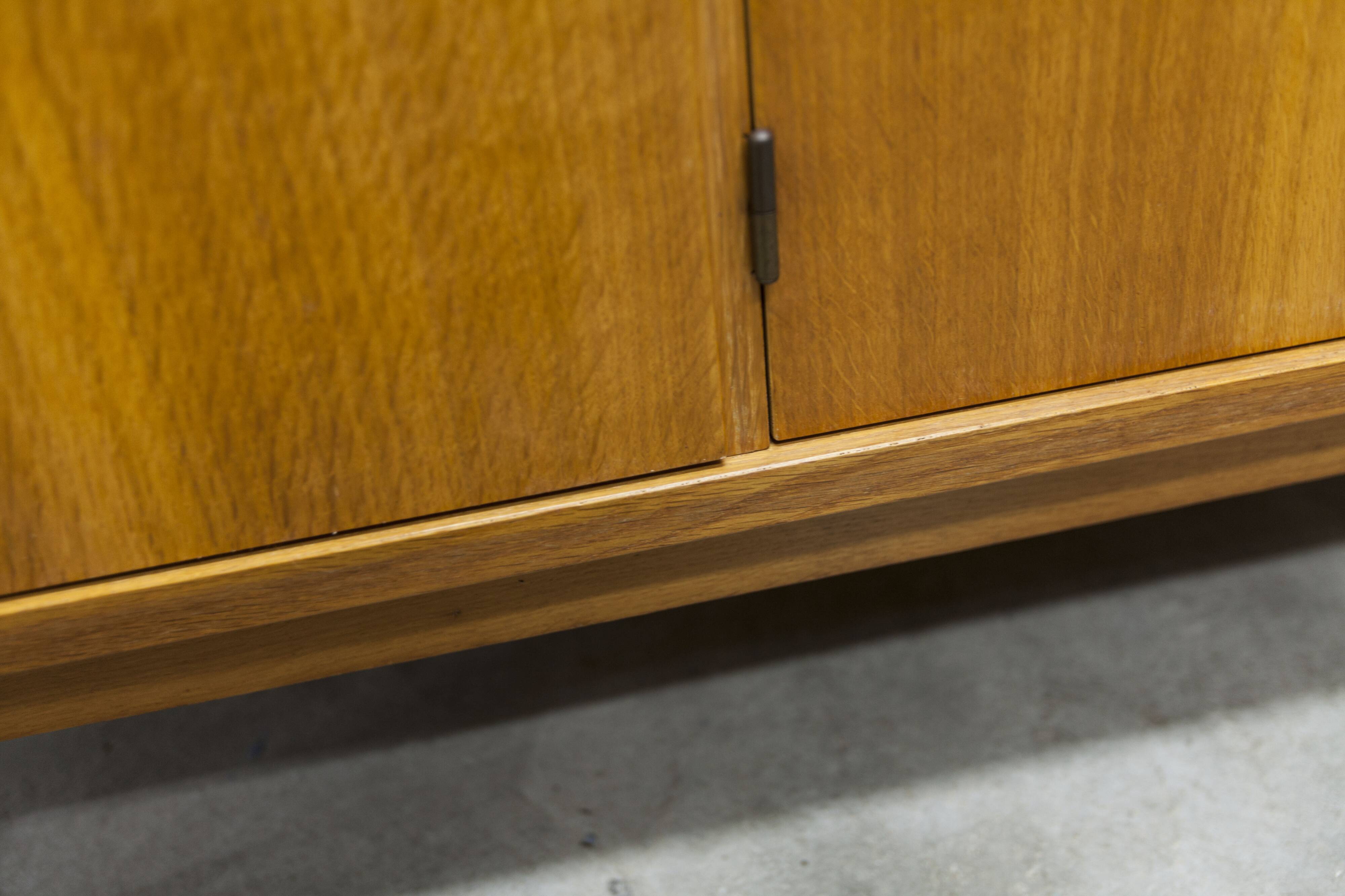 Scandinavian 3-door wardrobe in blond teak