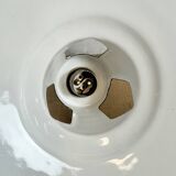 Lampe à suspension industrielle en émail blanc de Thorlux, années 1960