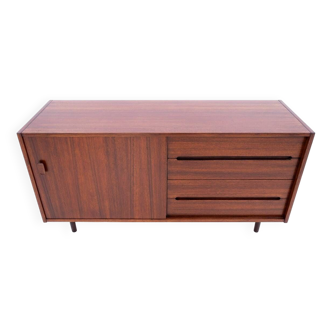 Danish chest of drawers, around 1960. After renovation.