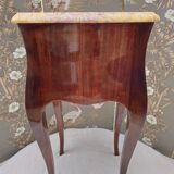 Table de chevet style Louis XV