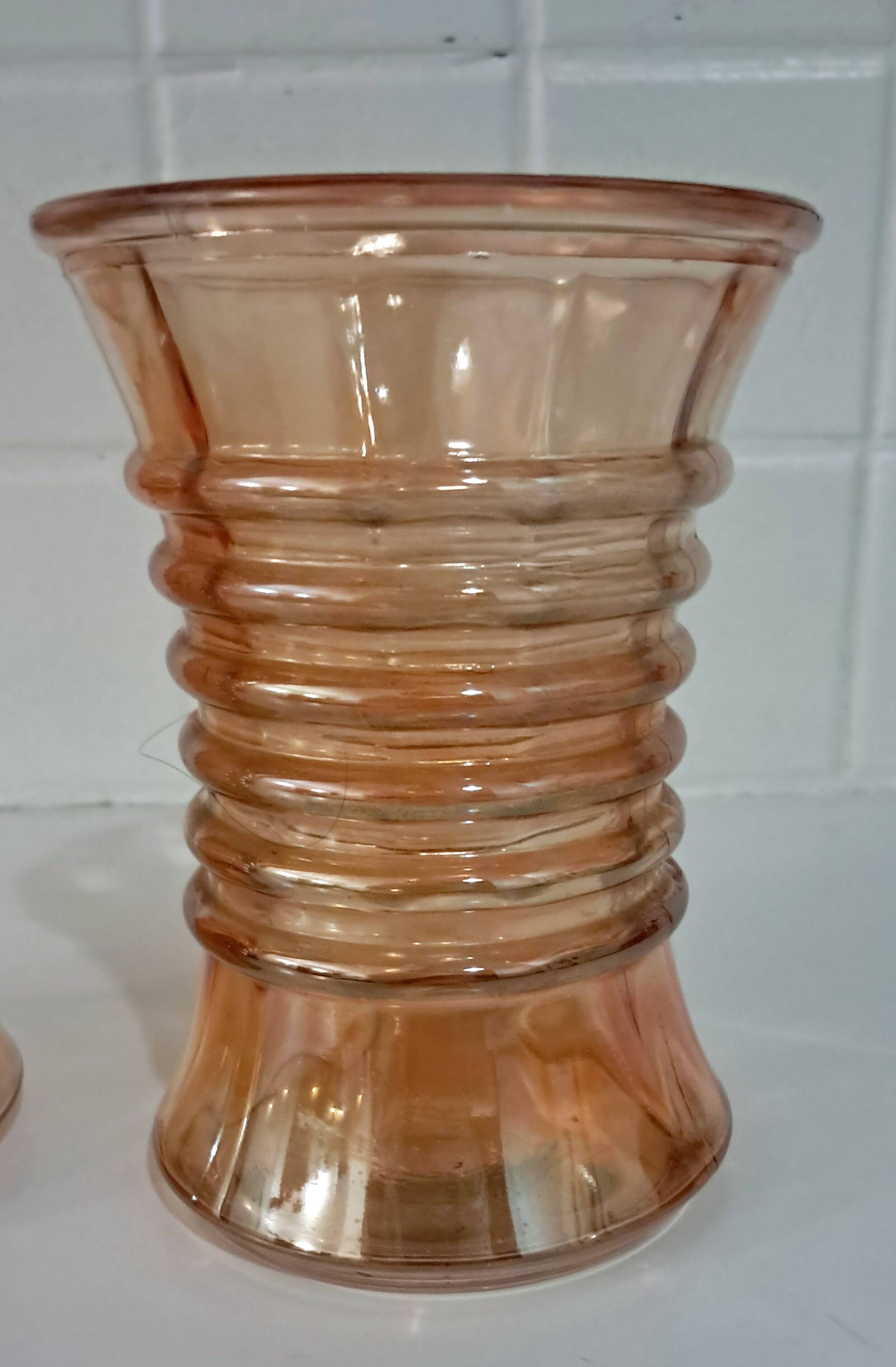Pair of vases in iridescent orange glass. 1950s
