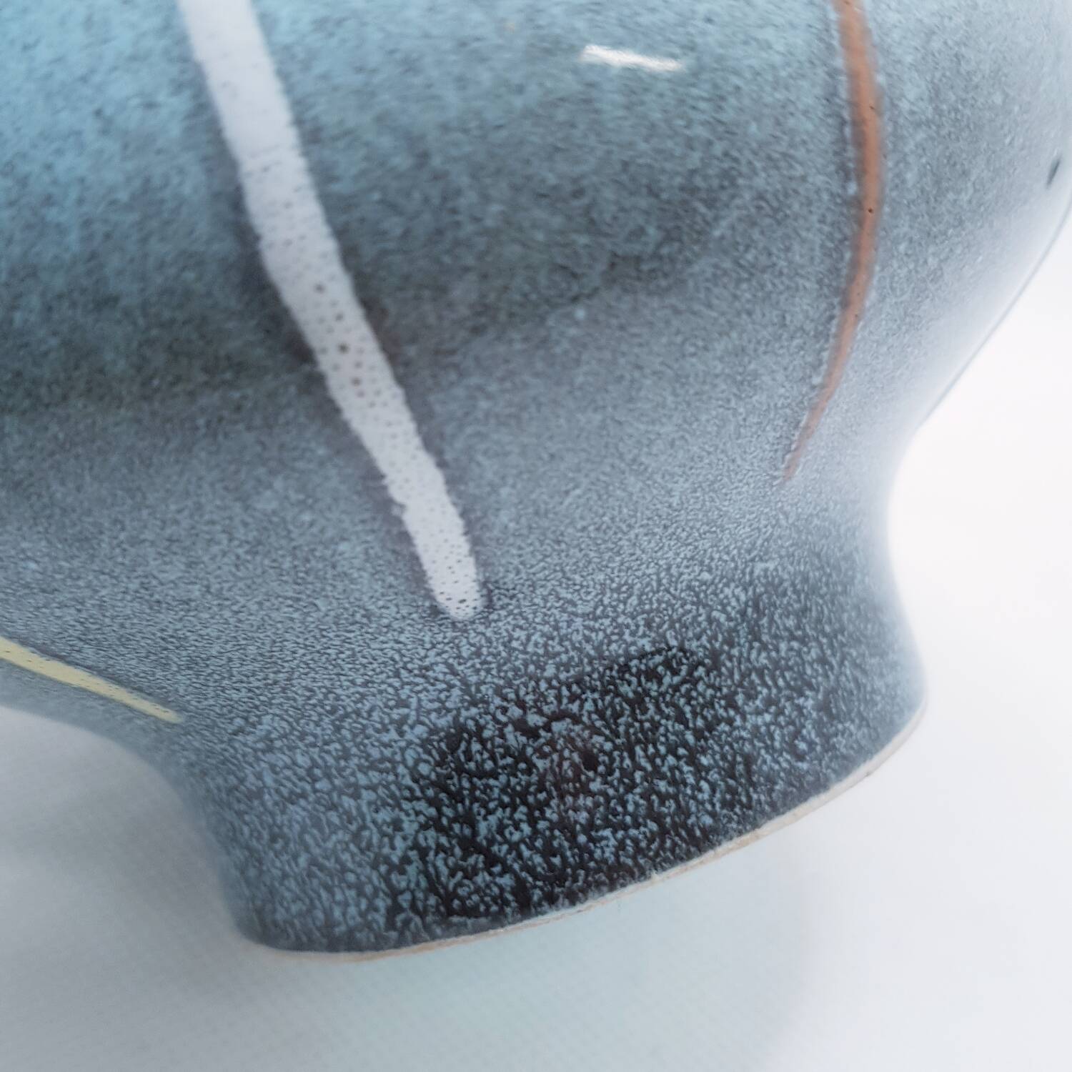 Vase à fond cloche rayé