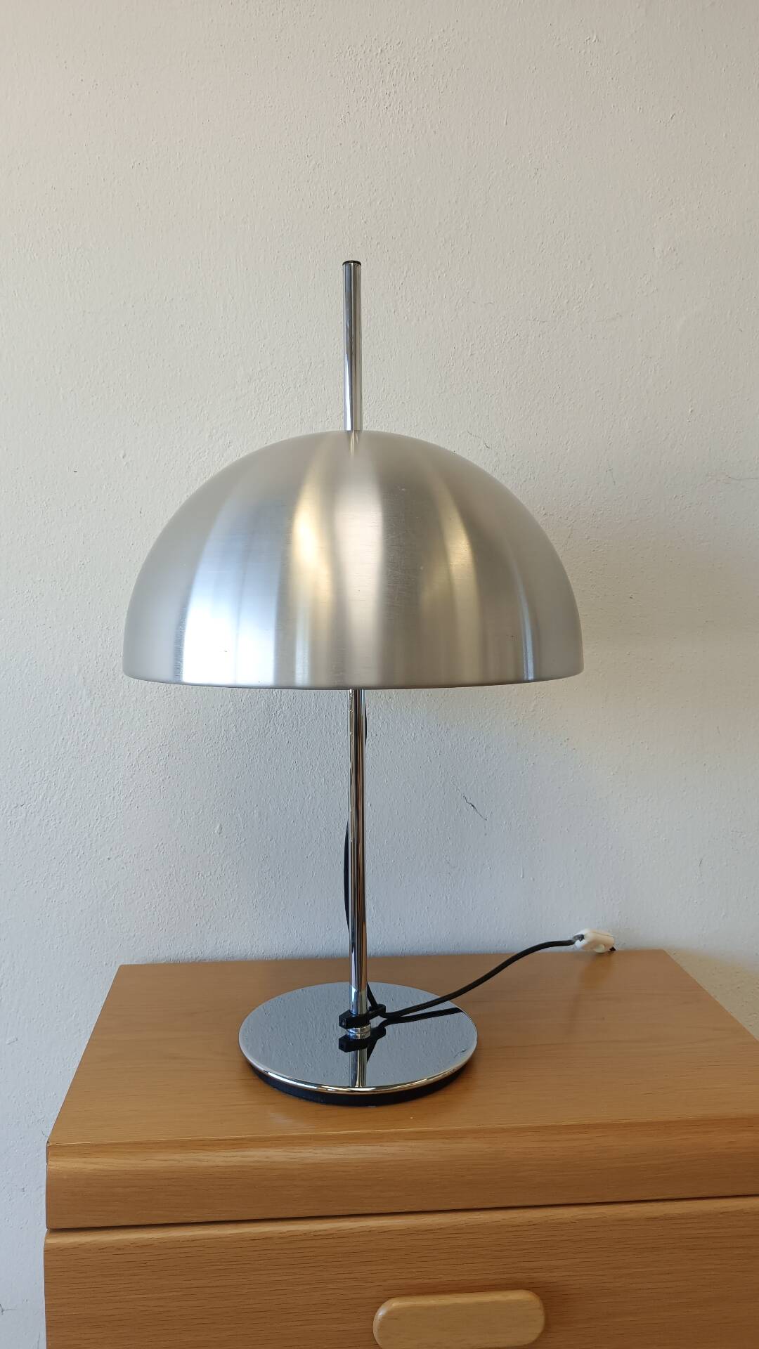 Aluminium mushroom lamp