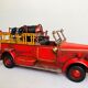 Camion de pompiers en tôle peinte