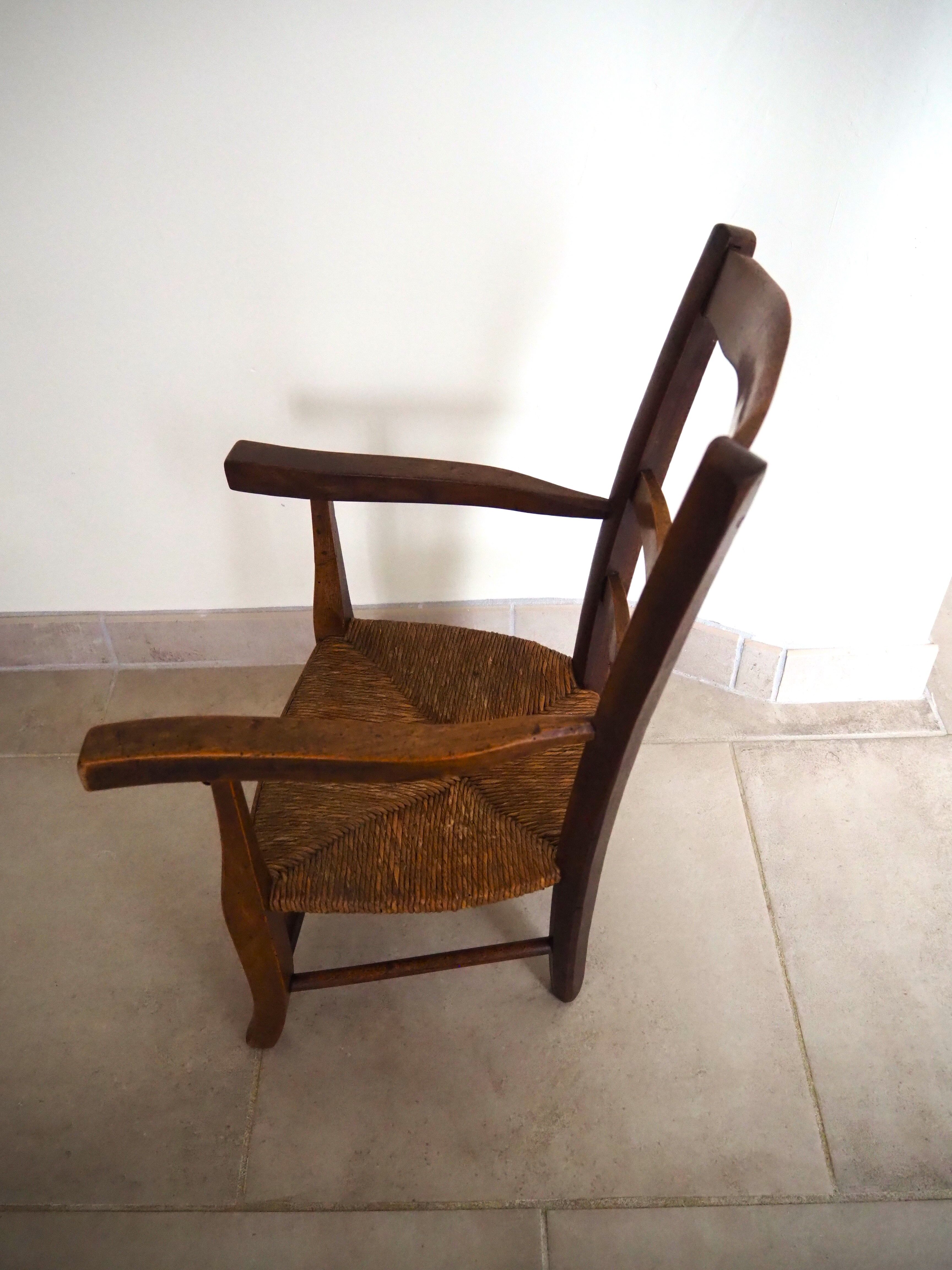 Ancien fauteuil de coiffeur pour enfant