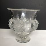 Vase en cristal Lalique modèle Dampierre