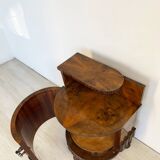 Table de chevet unique en noyer de style Art déco italien, années 1930.