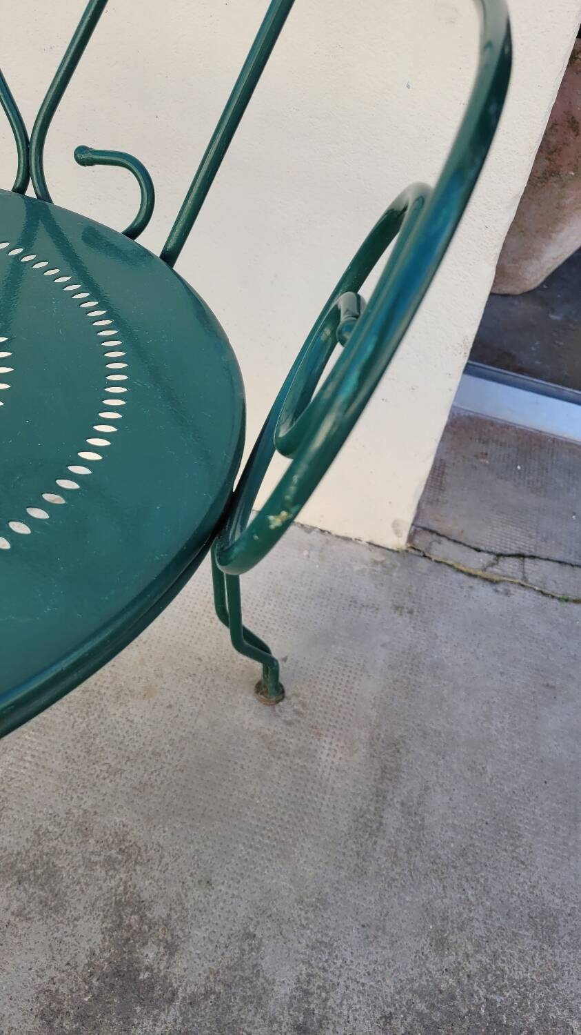 Série de 4 fauteuils de Jardin Fermob en fer ancien