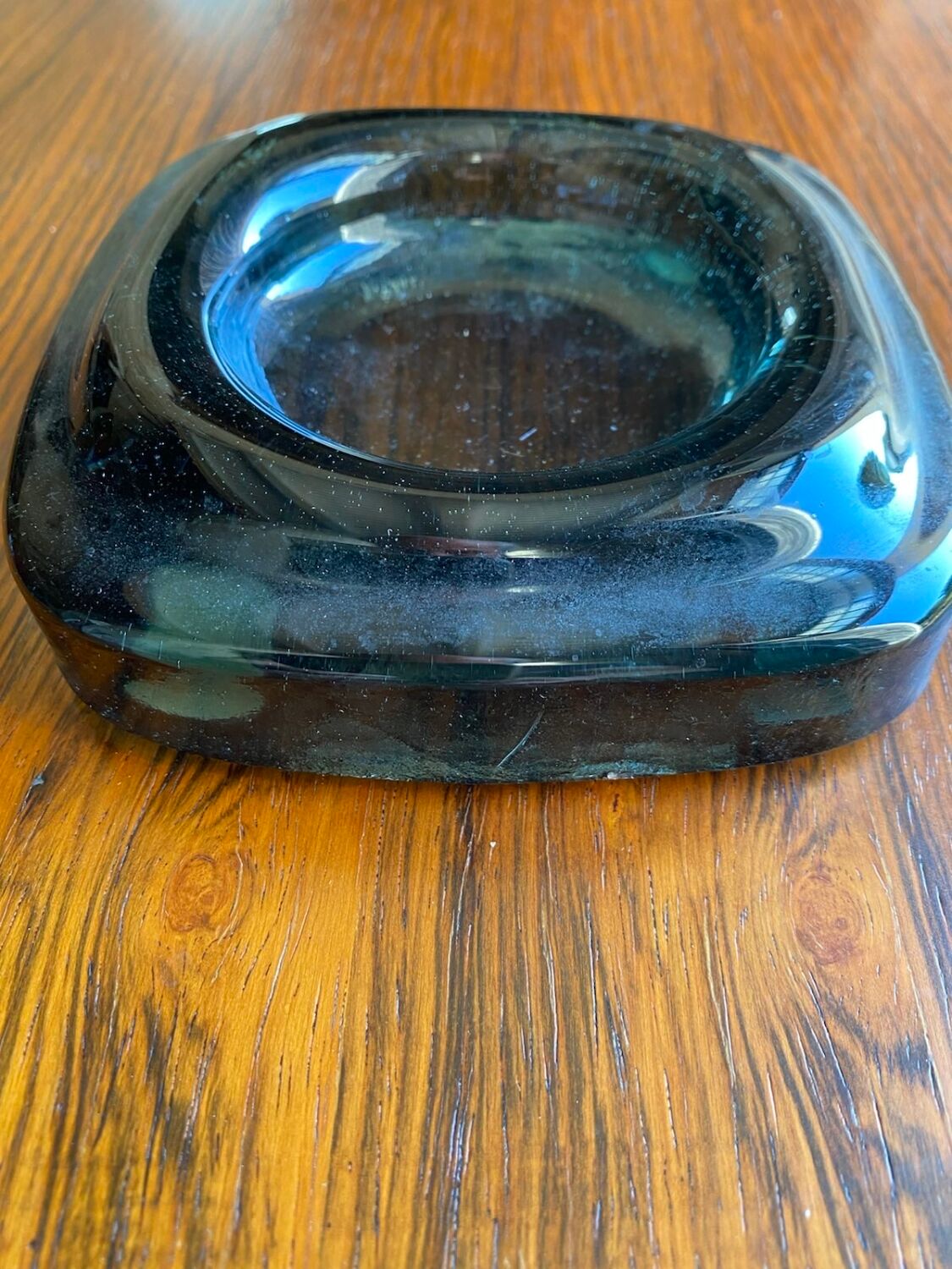 Cendrier en verre bleu rare année 1970
