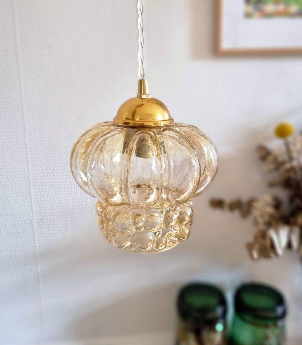 Veronica walking lamp