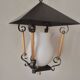 suspension lanterne noire et doré avec opaline blanche