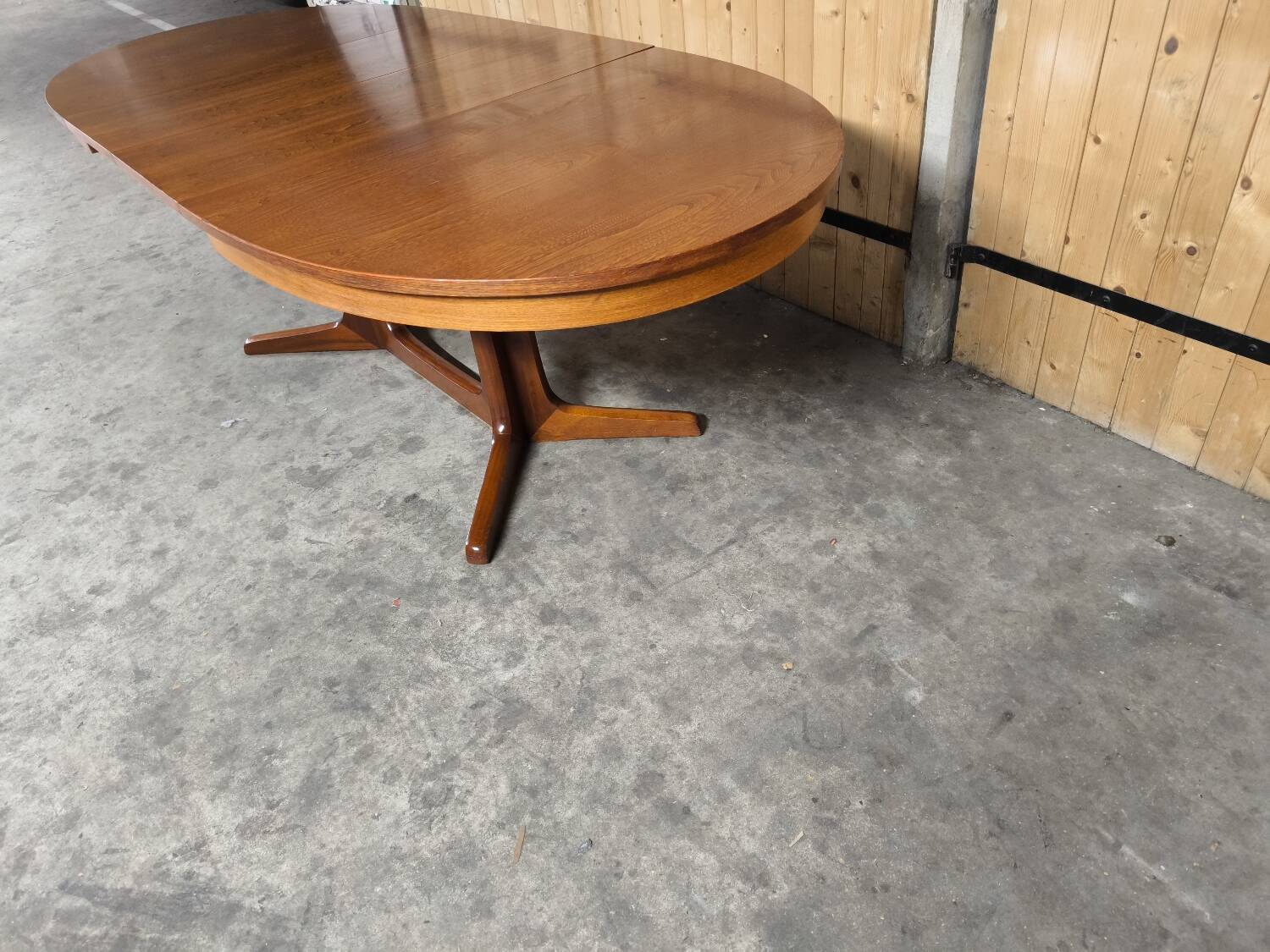 Vintage Baumann oval table