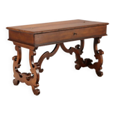 Bureau ancien Saint-Philippe en noyer sculpté, Italie, XXe siècle