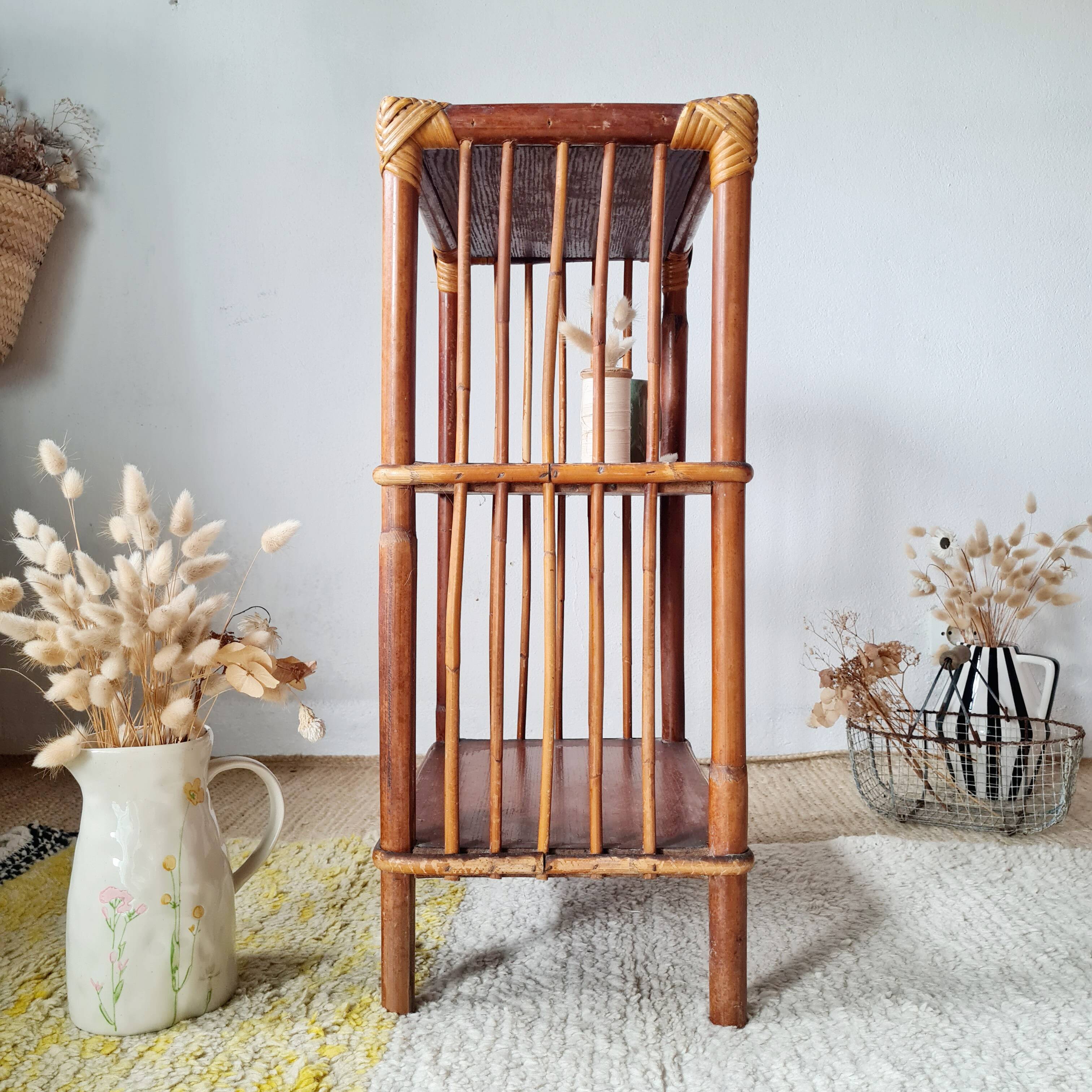 Shelf - rattan wood bookcase with a patina finish.