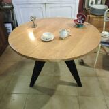 Round table in the spirit of Jean Prouvé