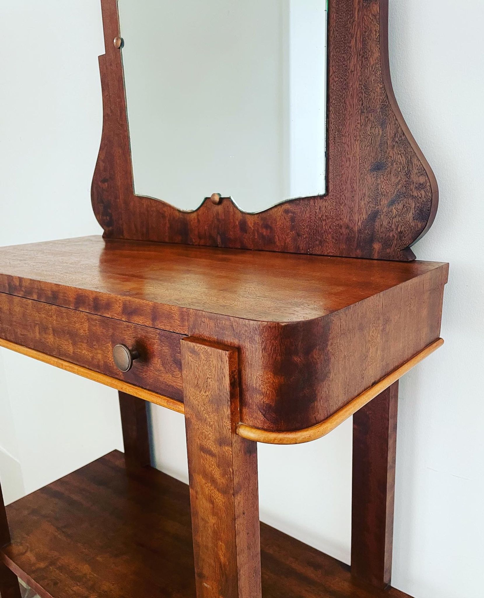 Console et son miroir vers 1930