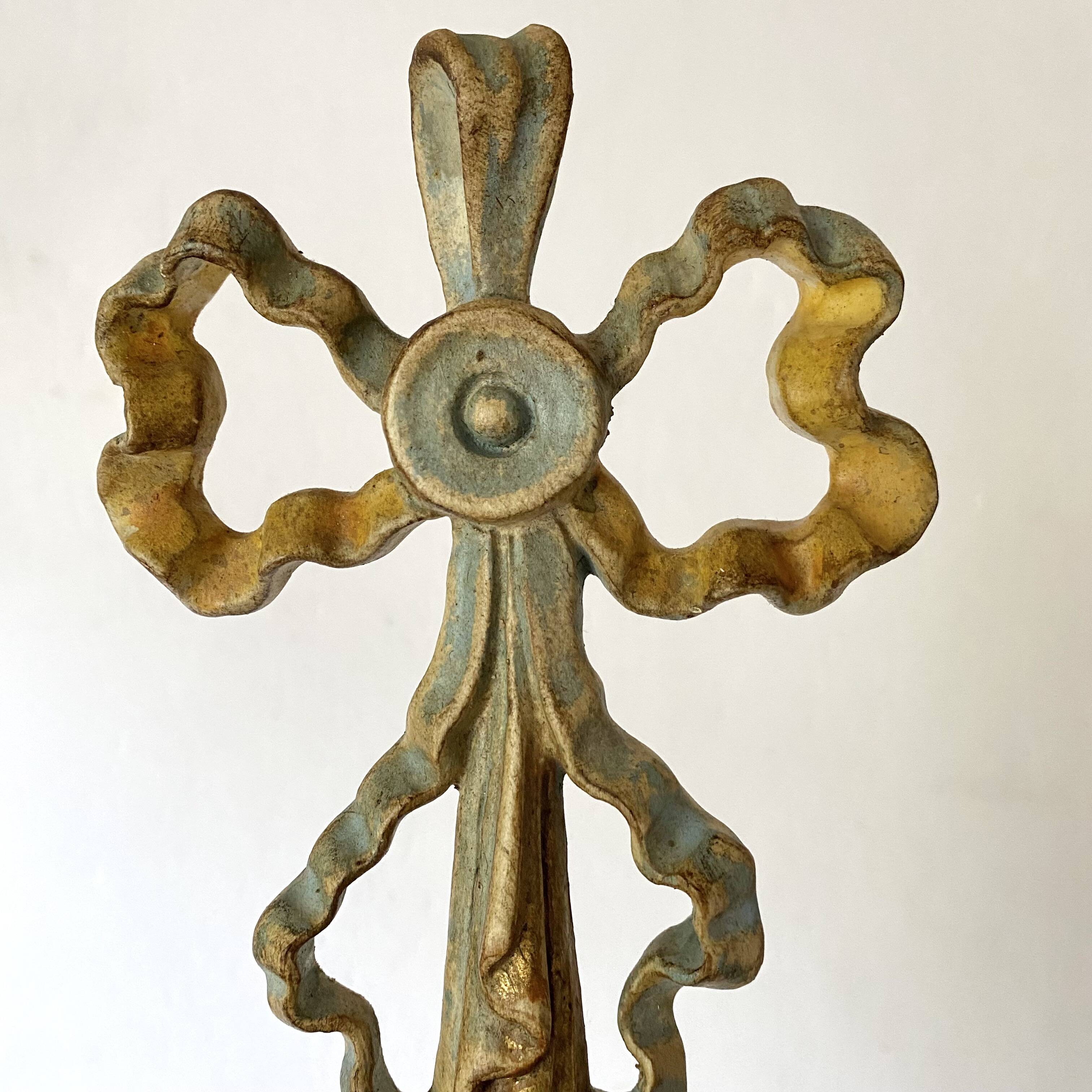 Applique style Louis XVI , instruments de musique,63 cm