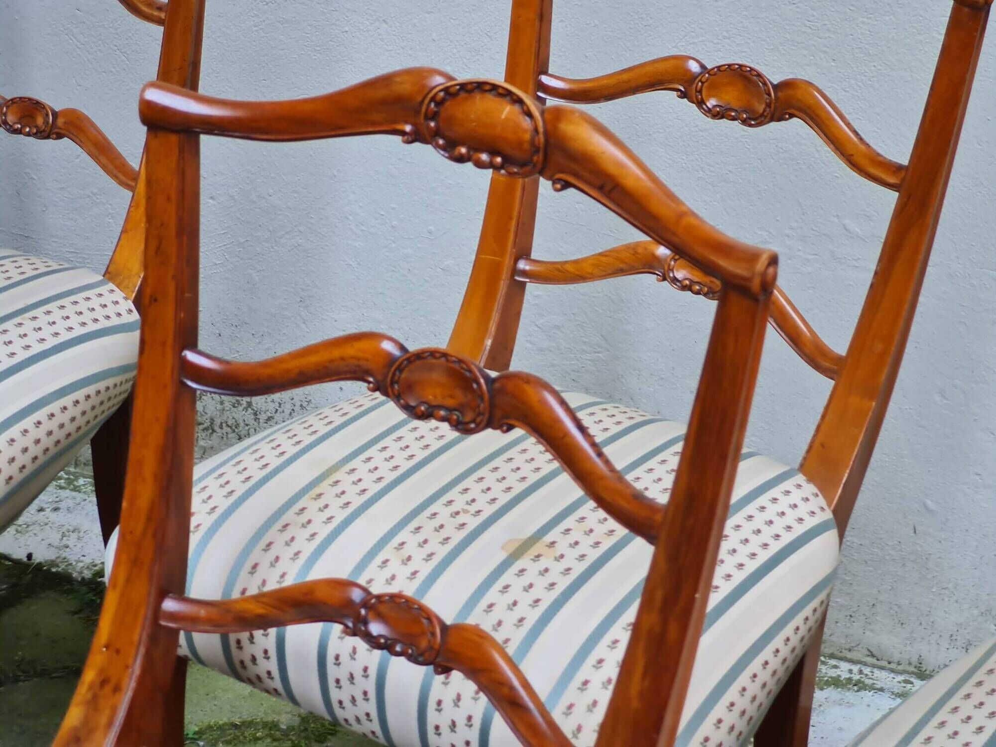 Set of 6 vintage chairs in Chippendale Revival style.