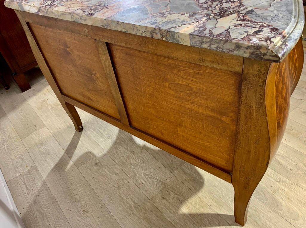 Louis XV style chest of drawers, precious wood cube marquetry, rosewood, violet wood.