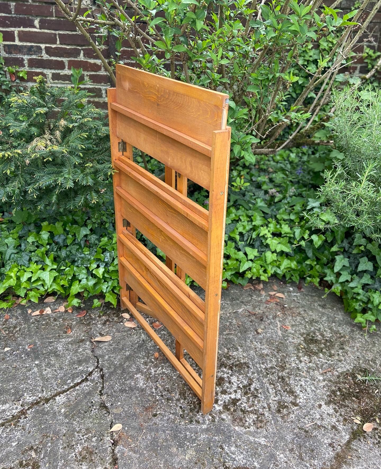 Vintage folding bookseller shelf