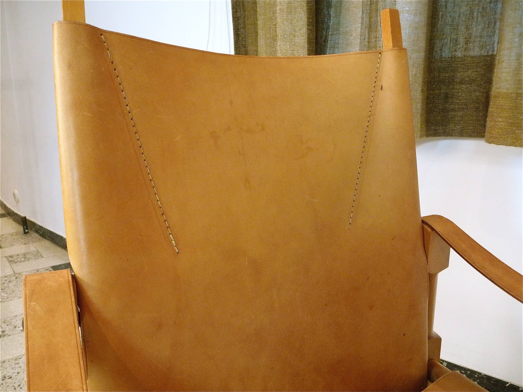 Safari chair in leather by Wilhelm Kienzle for Wohnbedarf, Switzerland 1950