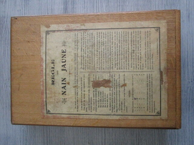 Old yellow dwarf games, oak box