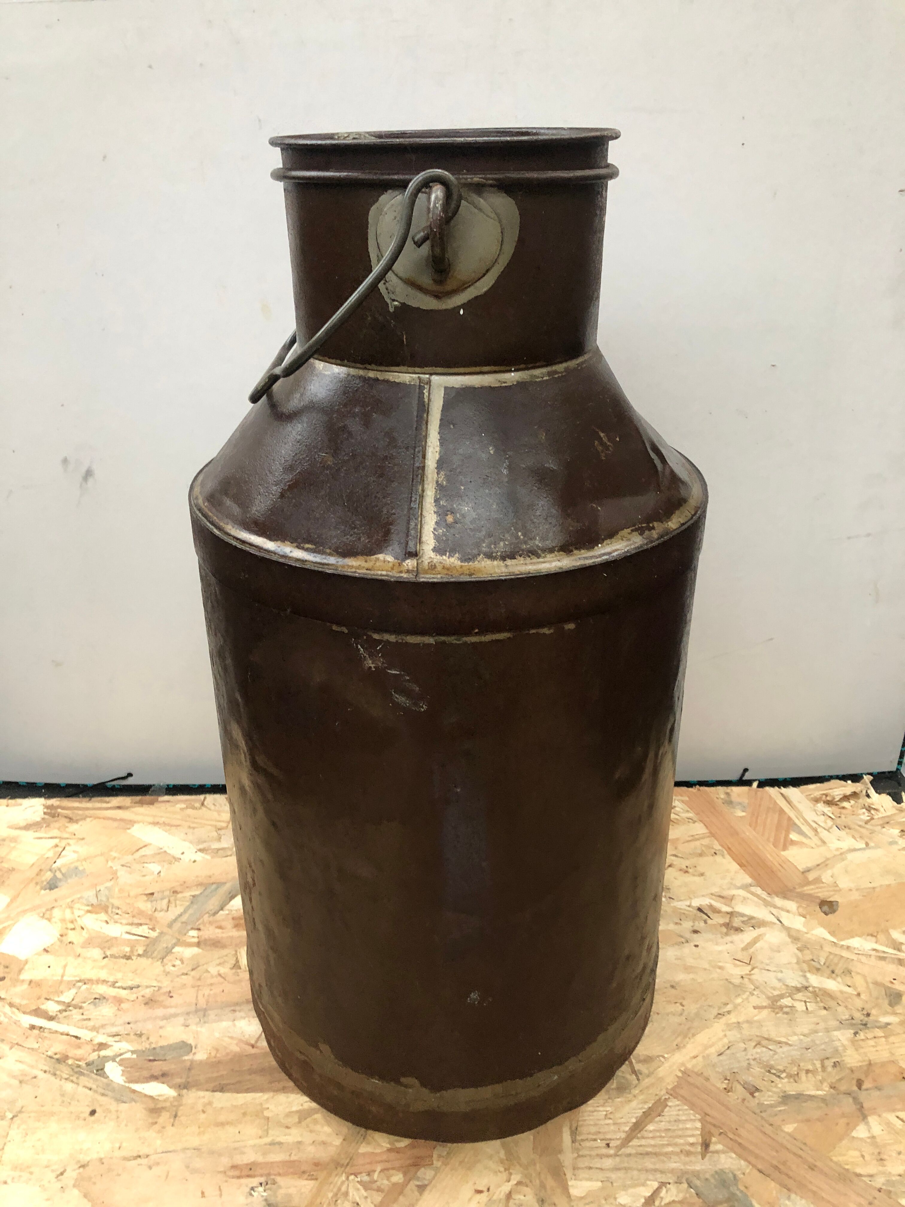 Old milk pot + metal lid vintage decoration