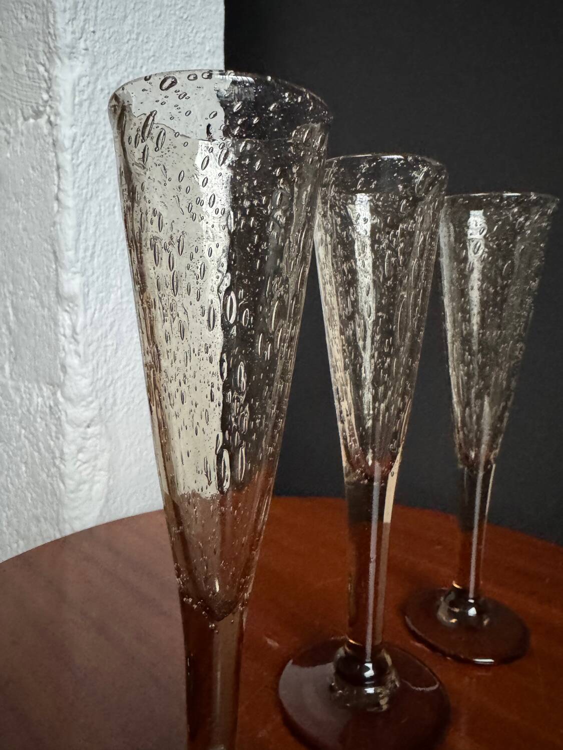 Champagne flutes bubble glass Biot