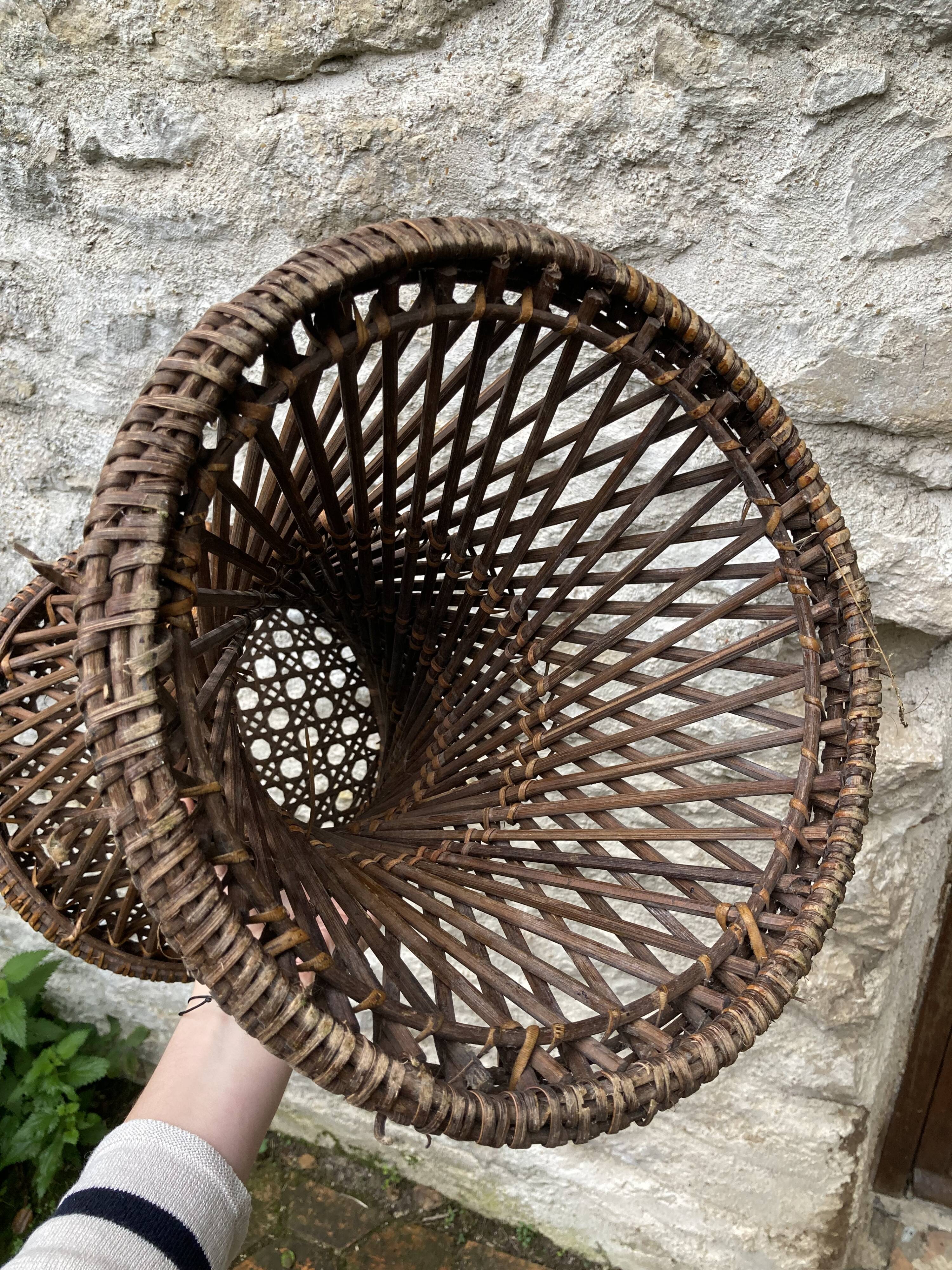 Vintage cane diabolo stool