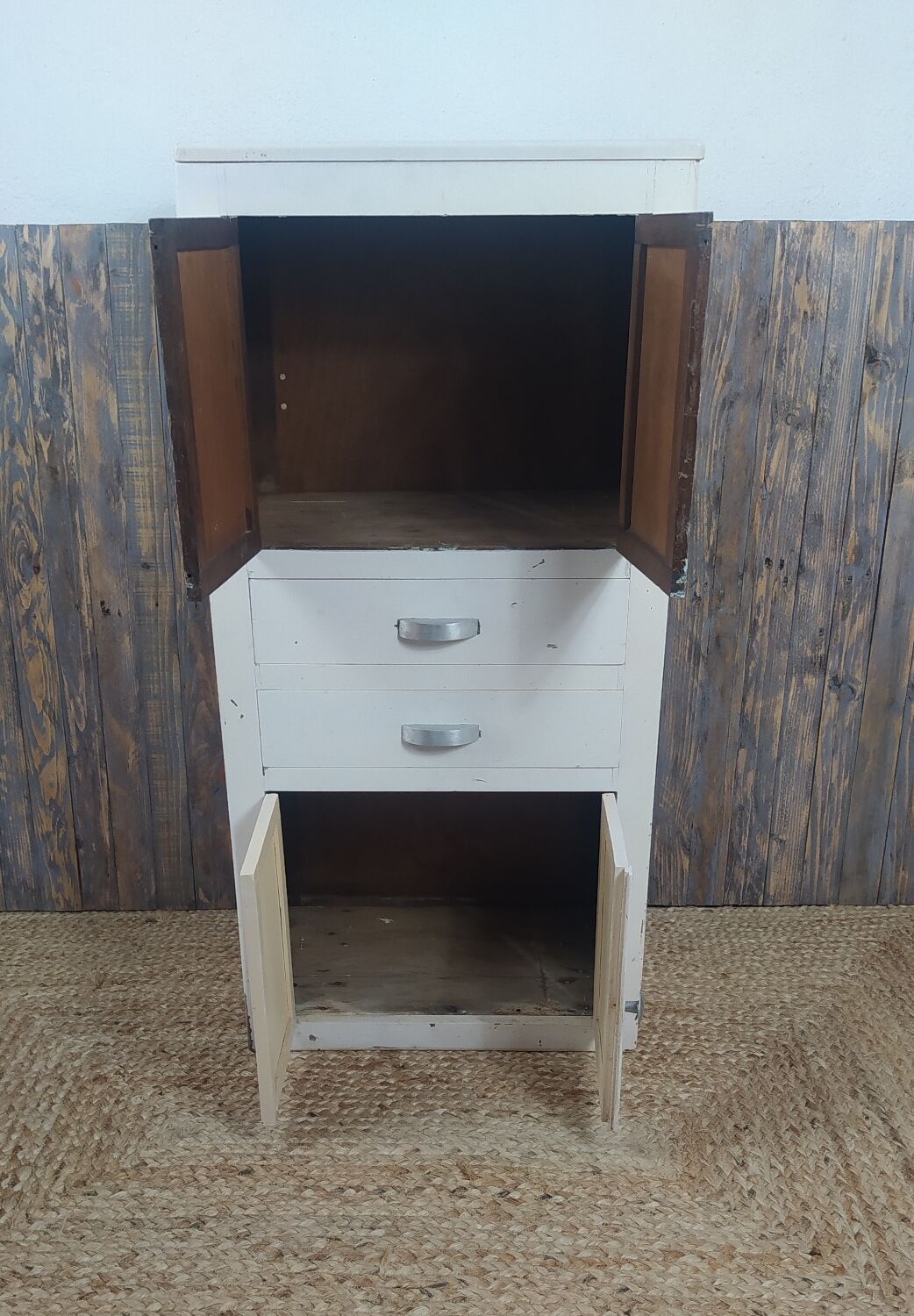 Armoire de rangement