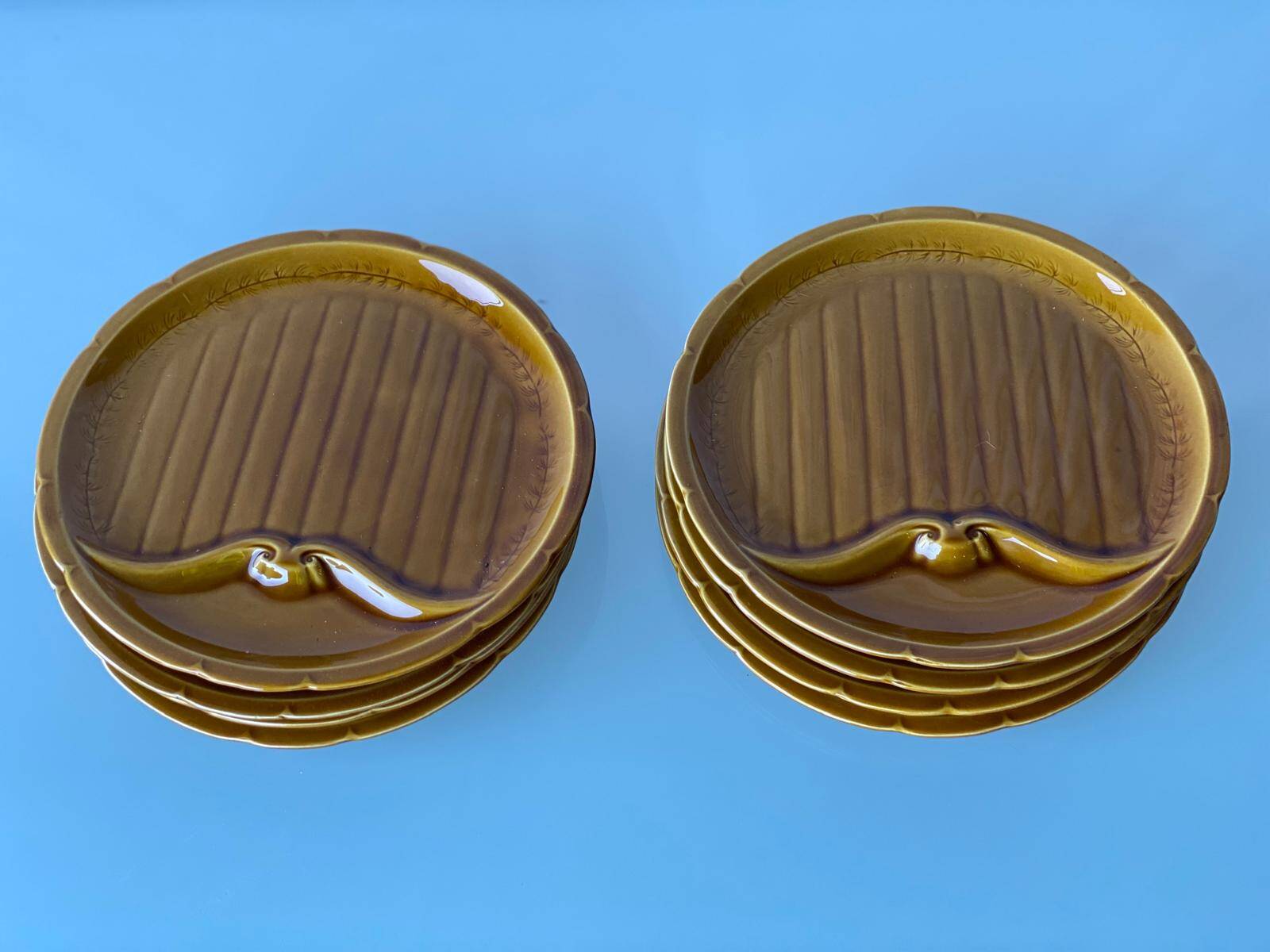 Set of 8 flat asparagus plates in Gien porcelain