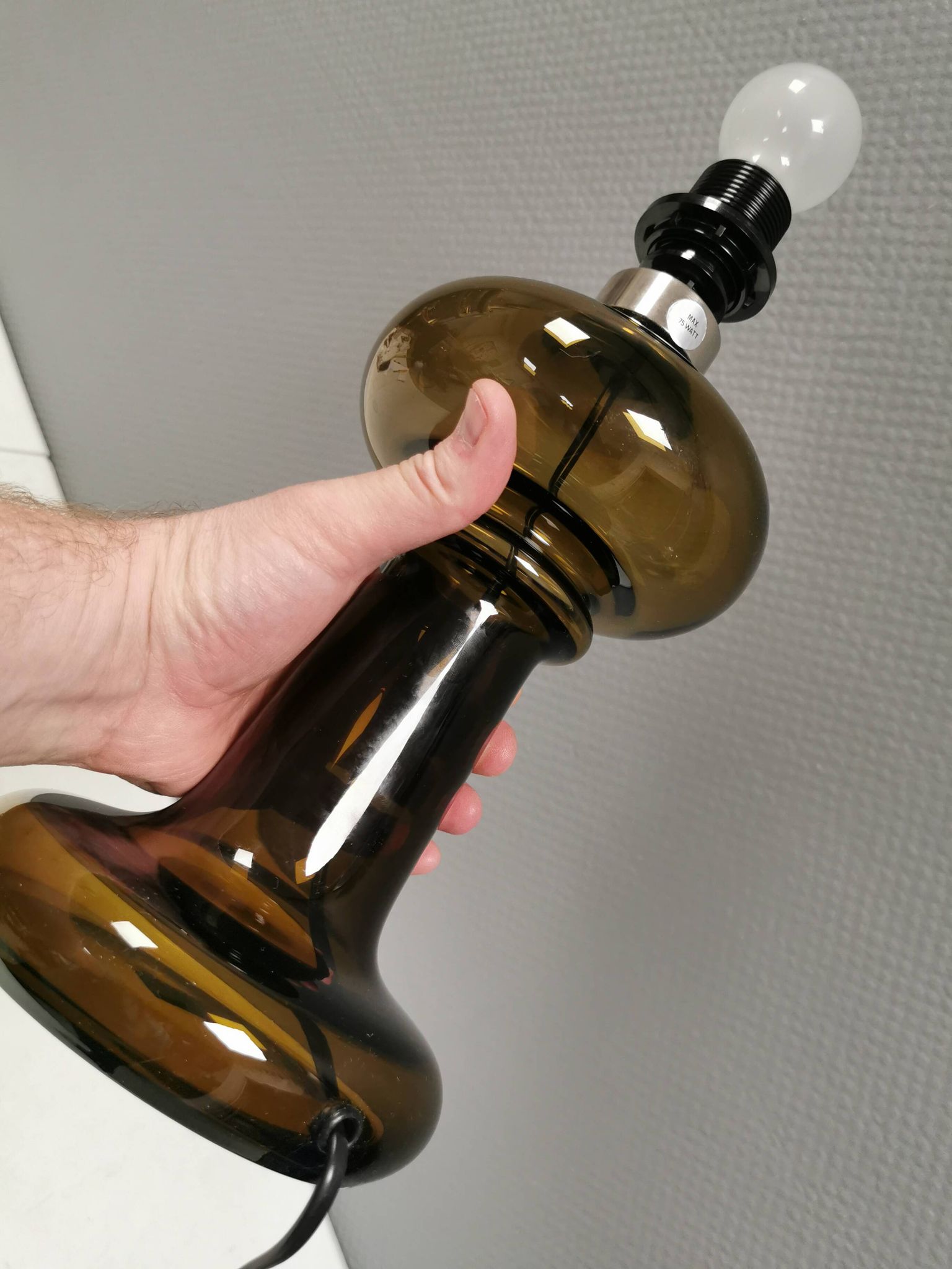 Extremely rare ‘Granny’ table lamp designed by Michael Bang for Holmegaard
