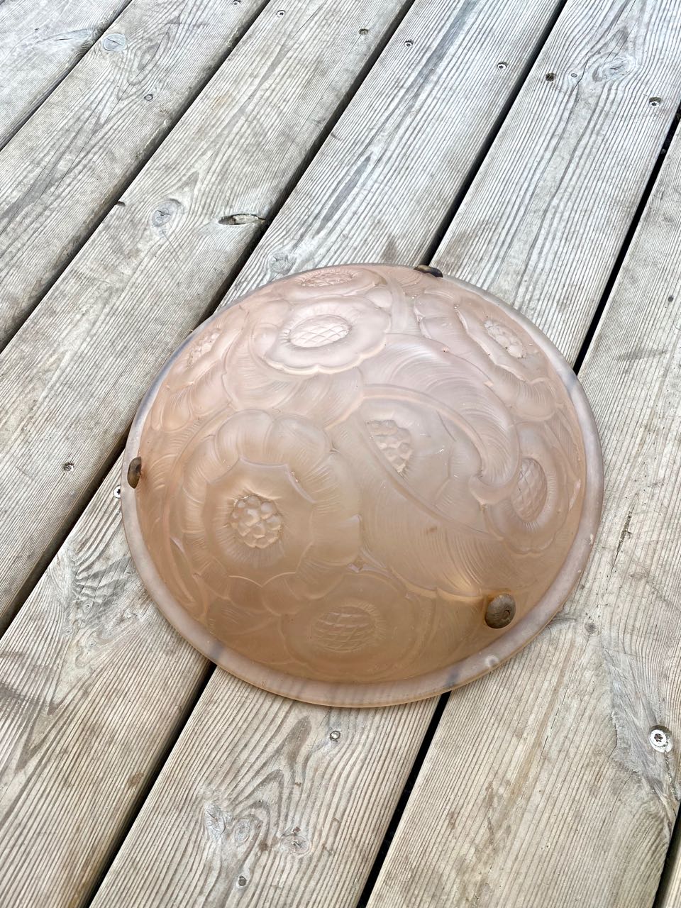 Art Deco basin suspension