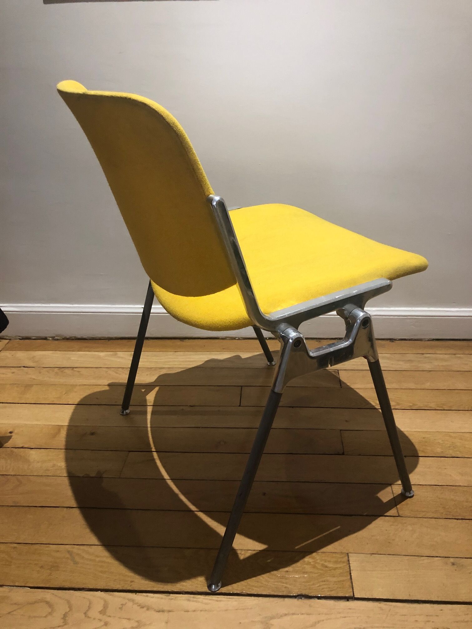 yellow giancarlo piretti chair for castelli