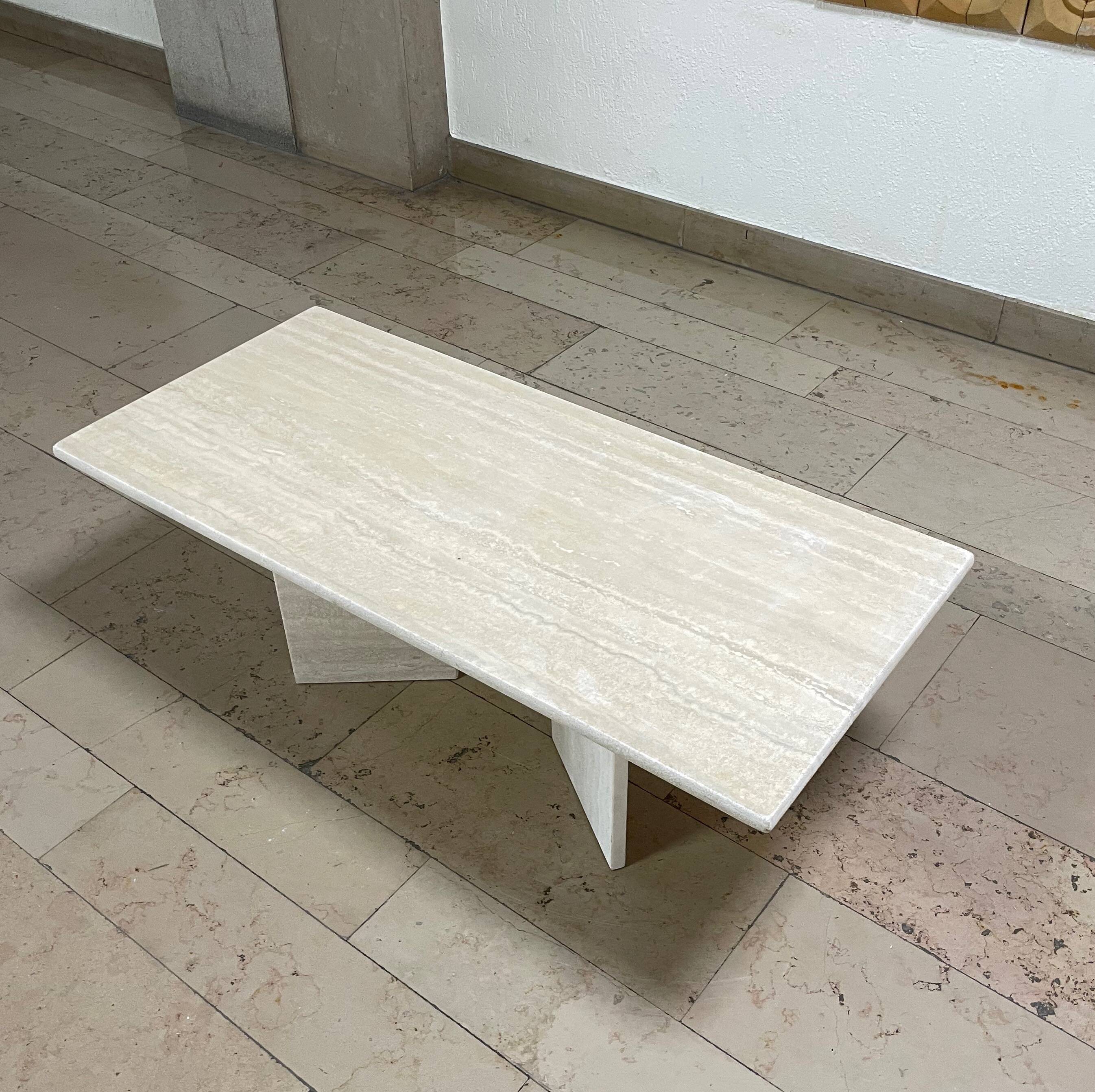 Travertine coffee table - 1980s