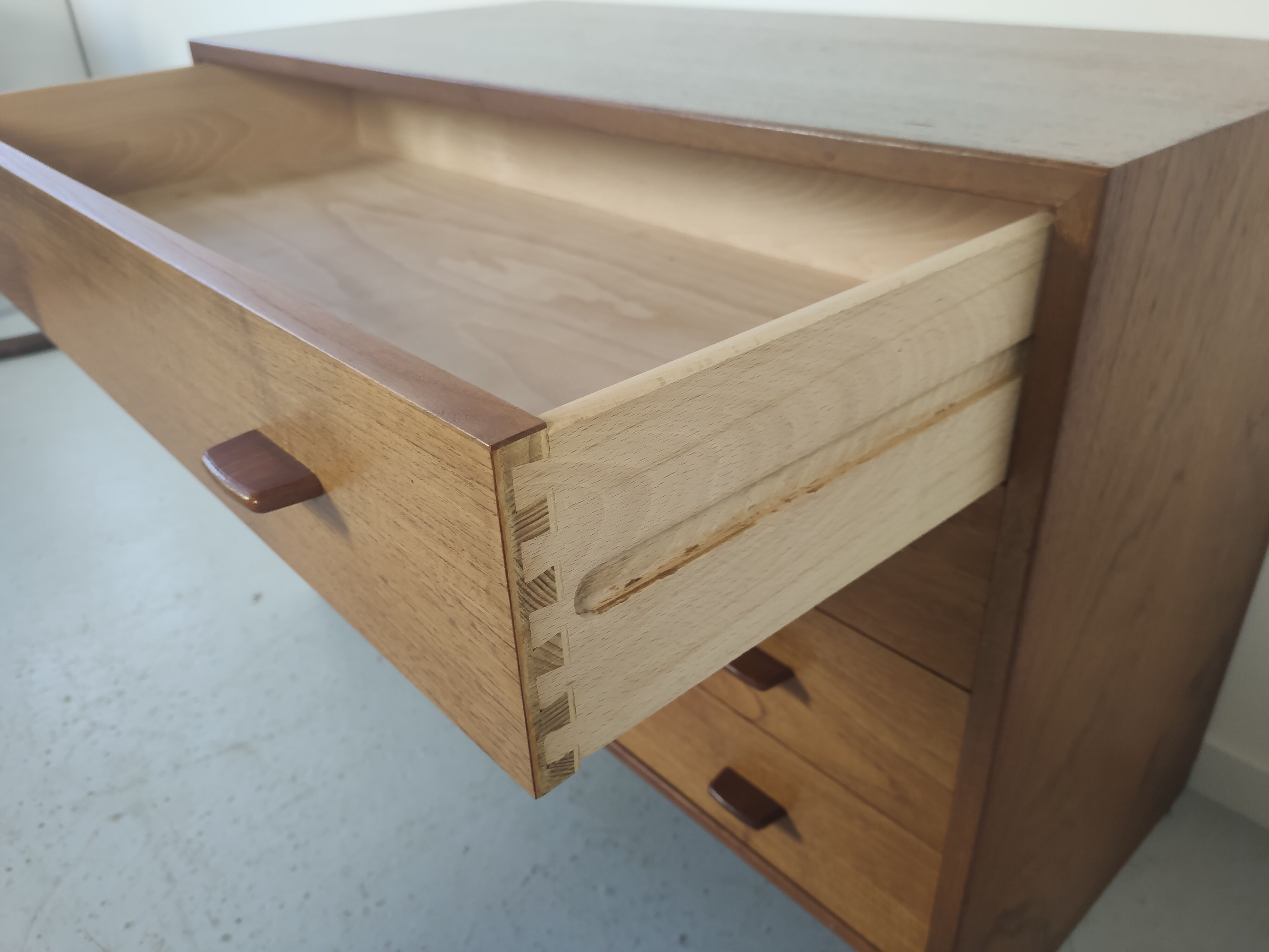 Chest of drawers In teak by Hans Wegner for RY mobler Dunemark 1960s